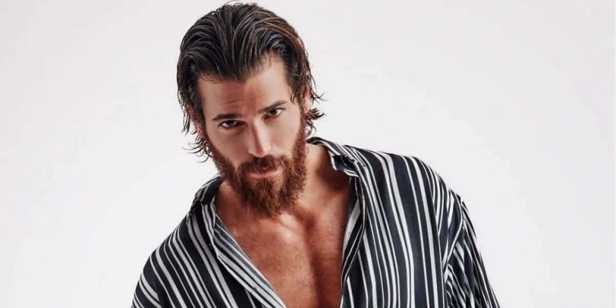 Джан Яман. Обложка © Instagram (признан экстремистской и запрещён на территории Российской Федерации) / canyaman