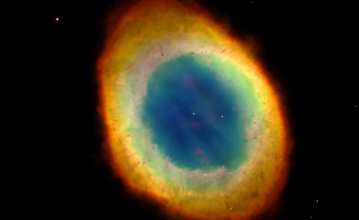 Планетарная туманность «Кольцо» — финал основного этапа эволюции солнцеподобной звезды. Фото © hubblesite.org
