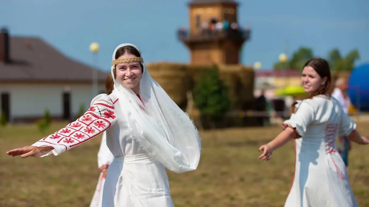 Рабочий график древних славян: чередование труда и отдыха. Фото © Shutterstock / FOTODOM / SviatlanaLaza