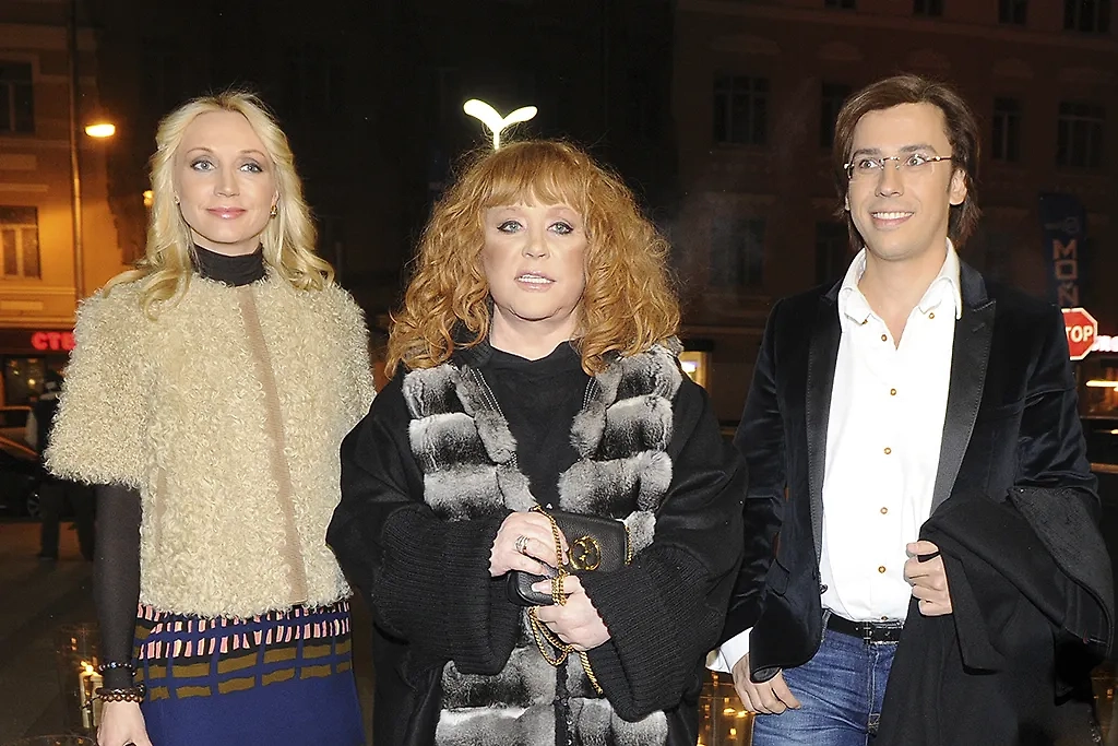 Певицы Кристина Орбакайте, Алла Пугачёва и телеведущий Максим Галкин*. Фото © ТАСС / Александра Мудрац