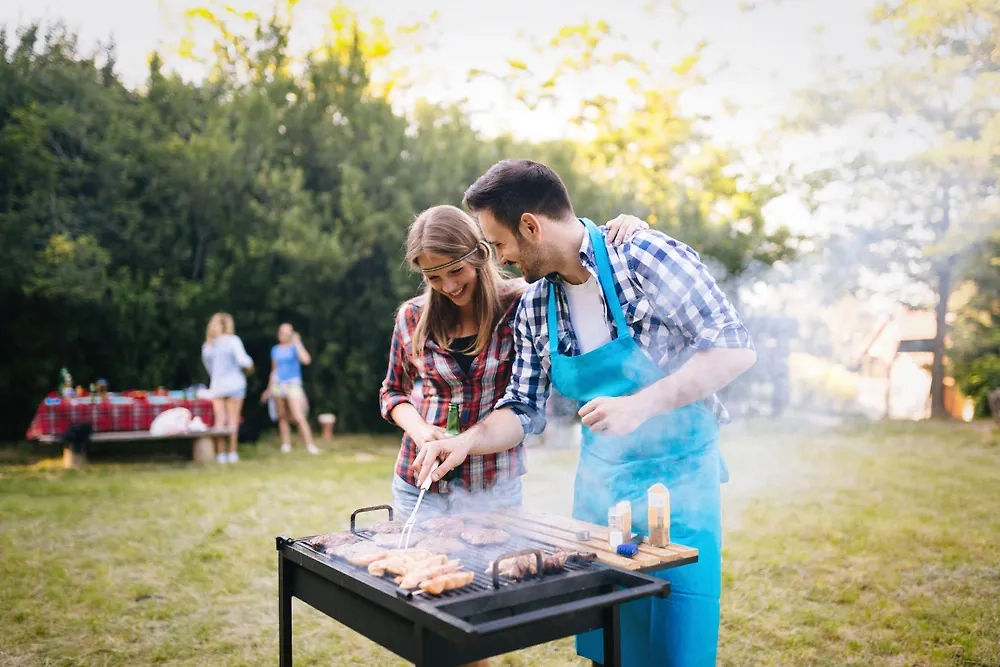 Обложка © Shutterstock / FOTODOM / NDAB Creativity