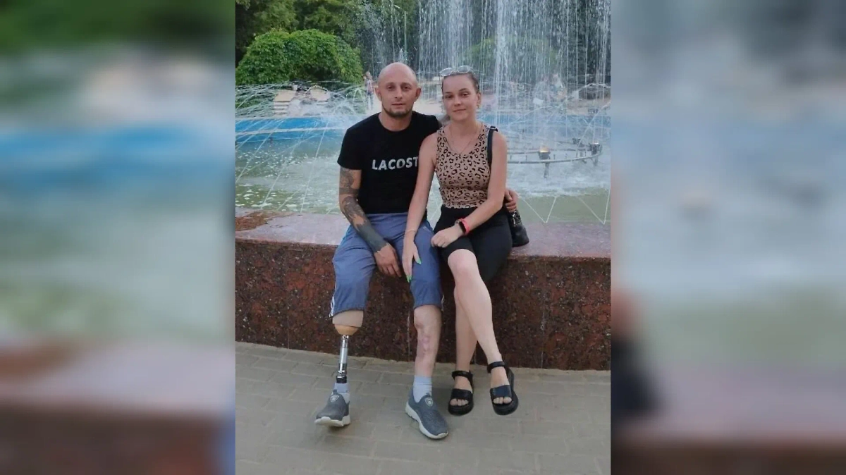 Ветеран СВО Владислав Малахов с супругой. Фото © Предоставлено Life.ru