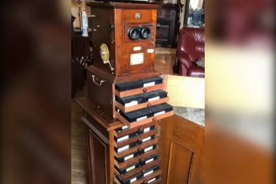 В Звенигороде продают старинный таксифот. Обложка © городская доска объявлений / Regions.ru