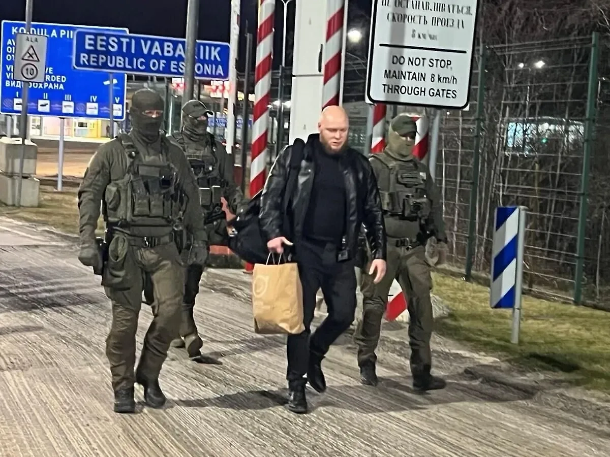Депортация Горлова из Эстонии. Фото © X / Politsei