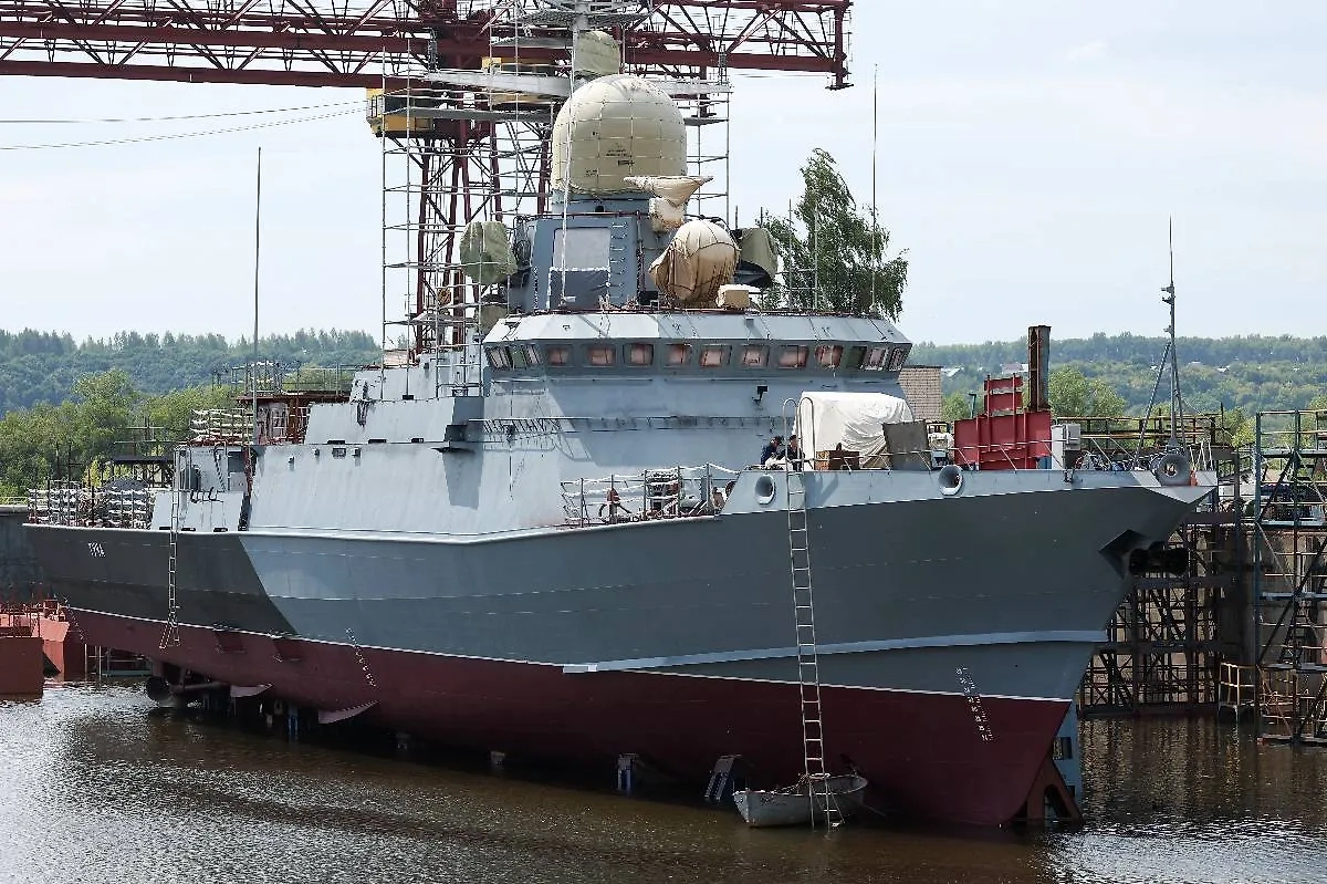 Построенный по проекту ЦМКБ «Алмаз» малый ракетный корабль «Туча». Обложка © ТАСС / Егор Алеев
