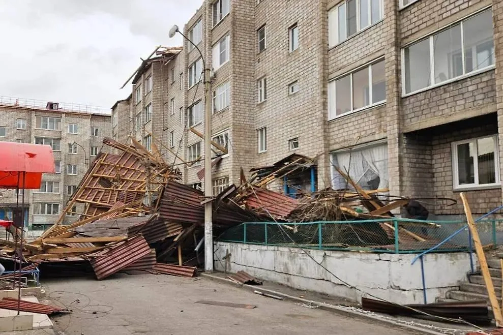 Количество пострадавших из-за непогоды в Хакасии увеличилось. Обложка © Telegram / МВД 24