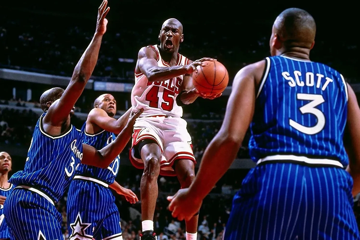 Фото © «Последний танец» (мини-сериал 2020), режиссёр Джейсон Хехир / Kinopoisk