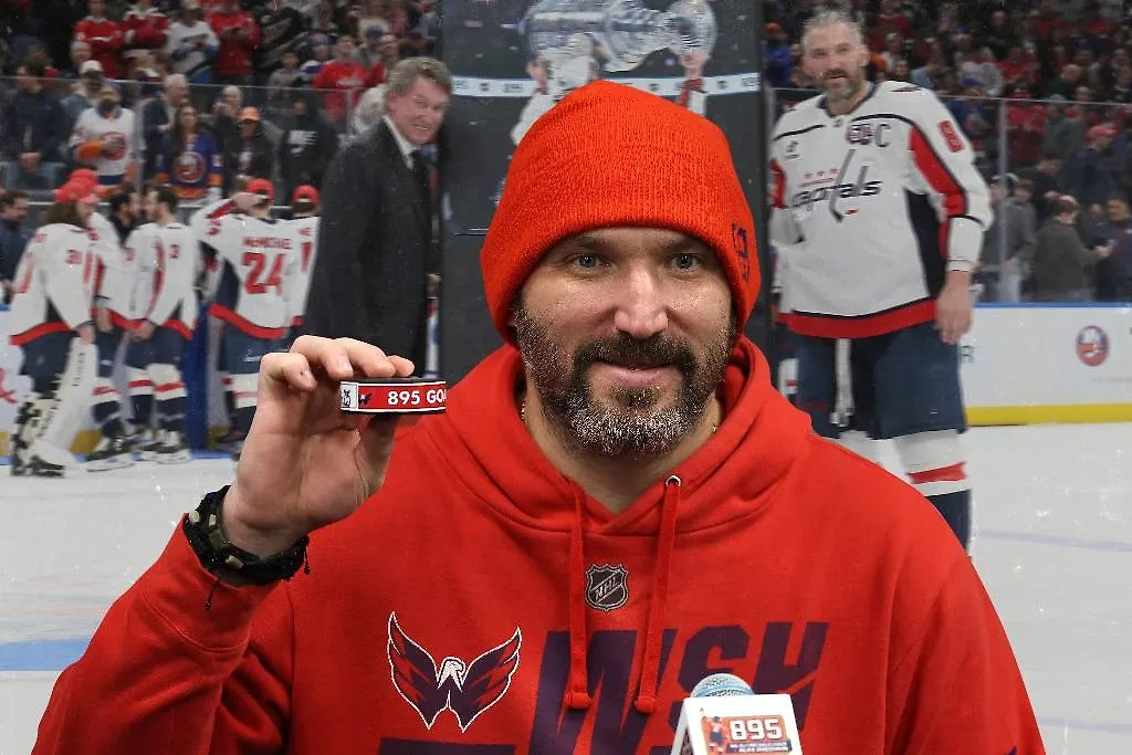 Обложка © Коллаж © Life.ru, © GettyImages / Sarah Stier, Bruce Bennett