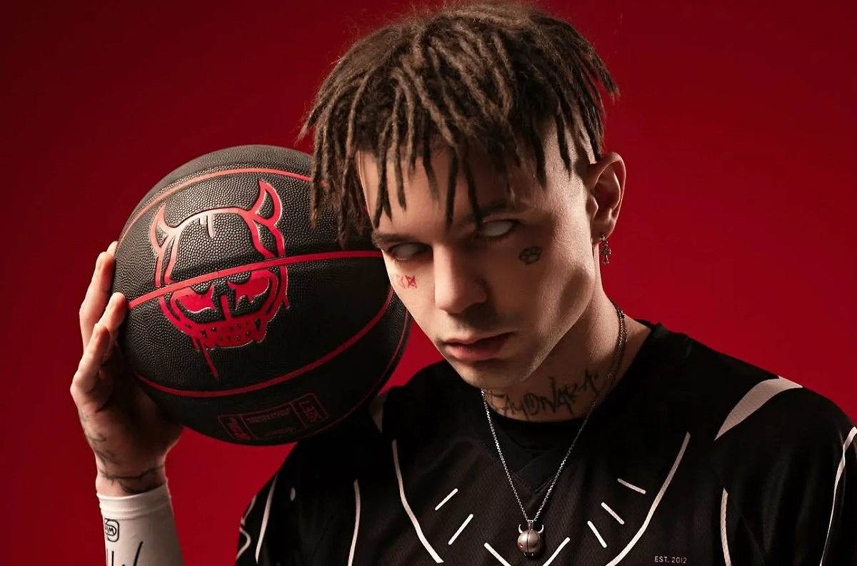 Элджей. Обложка © Instagram (признан экстремистской организацией и запрещён на территории Российской Федерации)/sayonaraboy