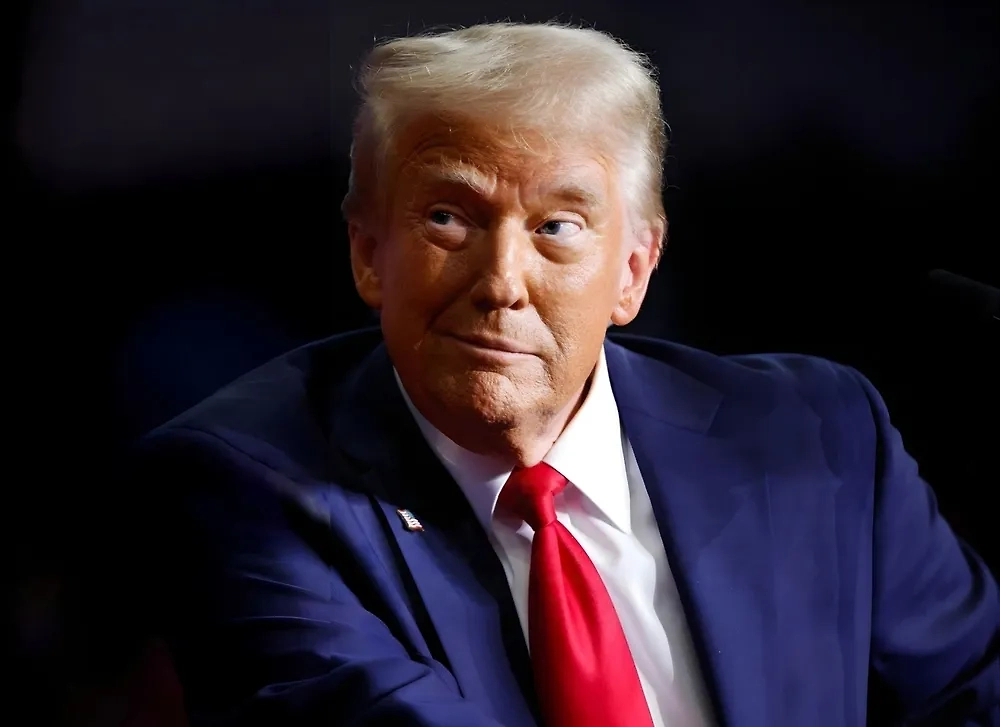 Дональд Трамп. Обложка © Shutterstock / FOTODOM / Rabbittose