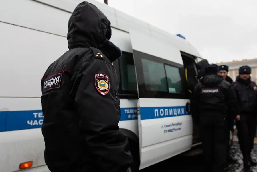 Обложка © Shutterstock / FOTODOM / Konstantin Lenkov