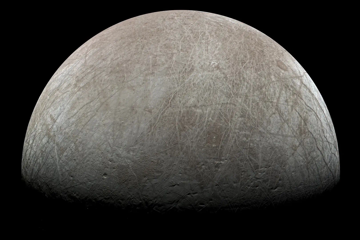 Спутник Юпитера — наш новый дом? Пригодна ли для жизни Европа? Фото © Wikipedia / NASA /JPL-Caltech / SwRI / MSSS / Kevin M. Gill