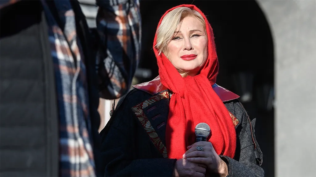 Вика Цыганова. Обложка © ТАСС / Илья Московец