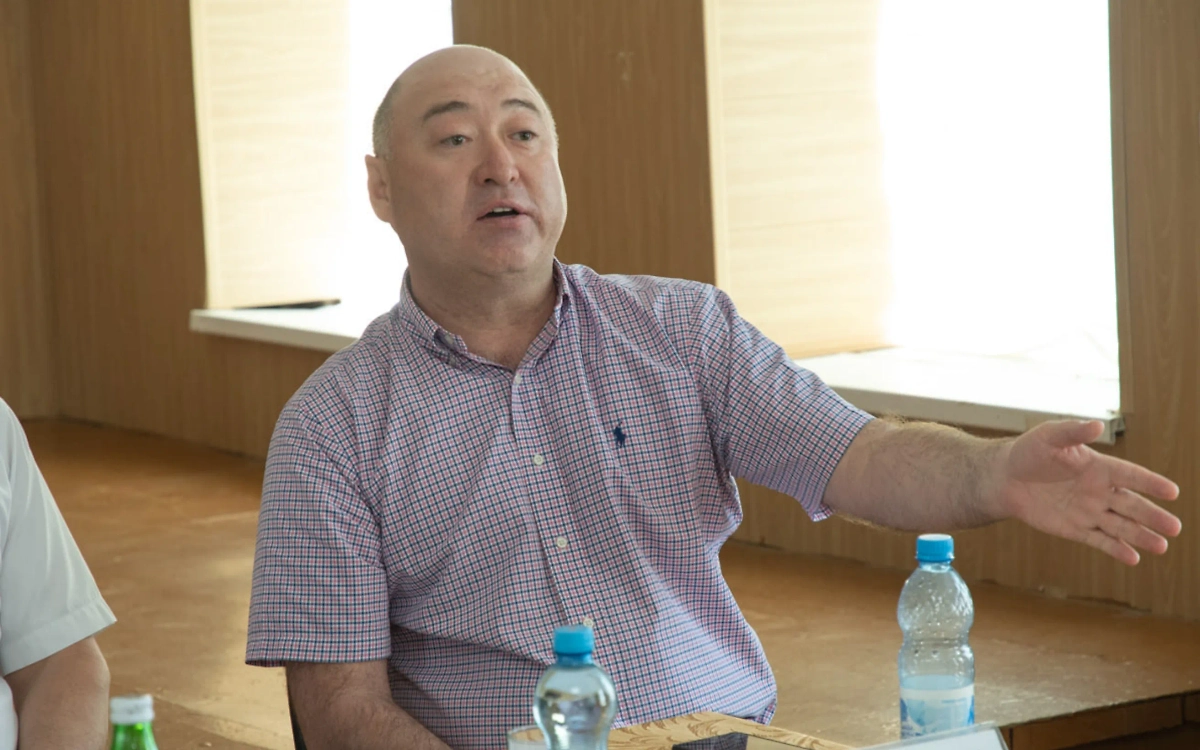 Айдар Байзульдинов. Обложка © Собрание Марксовского муниципального района