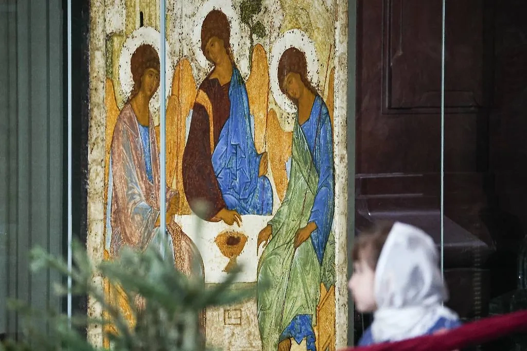 Ещё до празднования Троицы 8 июня начинался этап подготовки к празднику, очень ответственное время. Фото © ТАСС / Михаил Терещенко