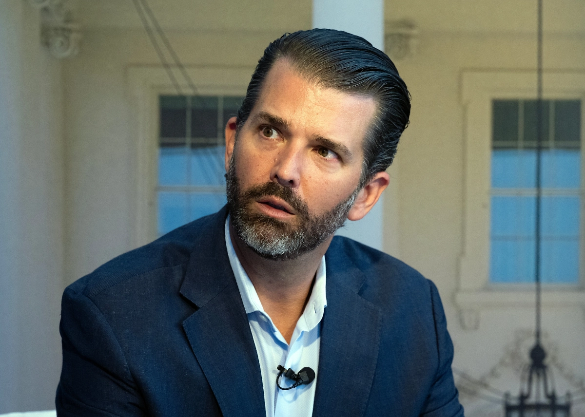 Обложка © Shutterstock / FOTODOM / Consolidated News Photos