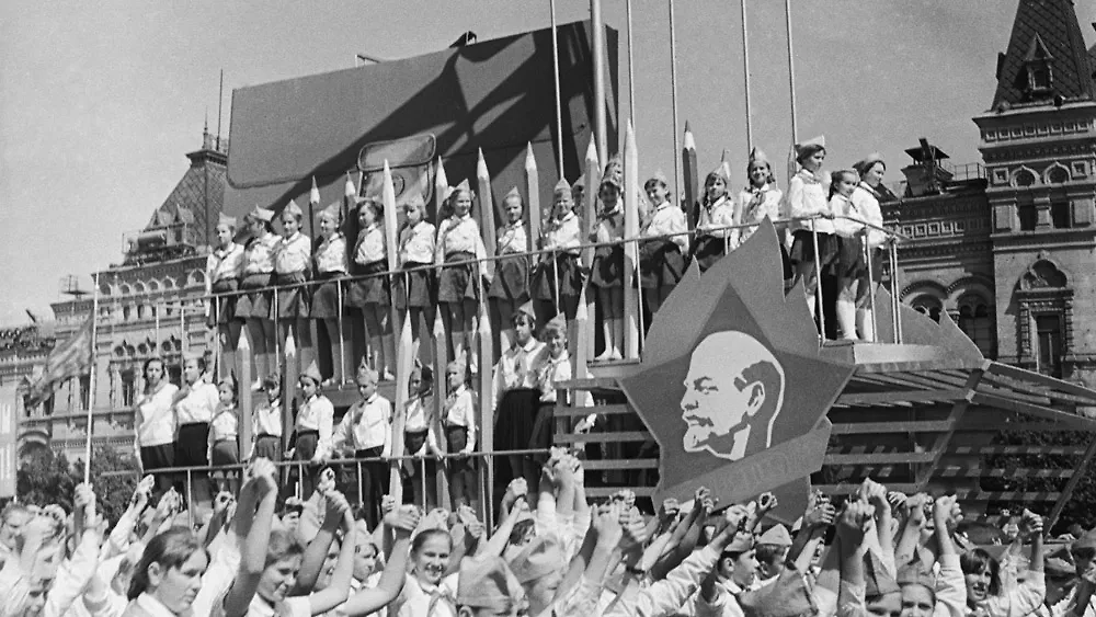 Пионерское движение в СССР: чему учили детей в красных галстуках. Фото © ТАСС / Шилкин В.