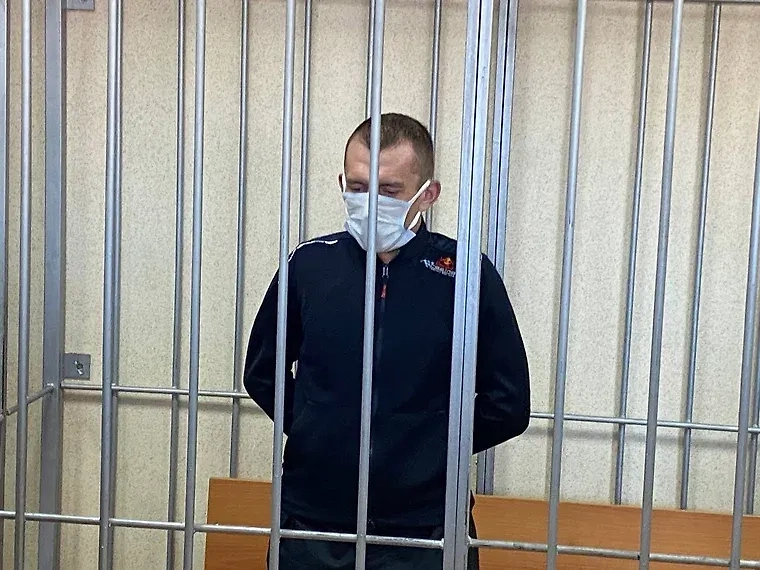 Маньяк Владимир Александров. Обложка © URA.ru / Сергей Бодров