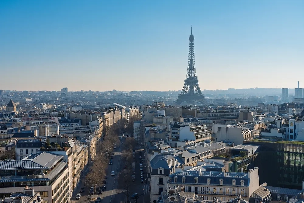 Вид на Париж. Обложка © Shutterstock / FOTODOM / Gutzemberg