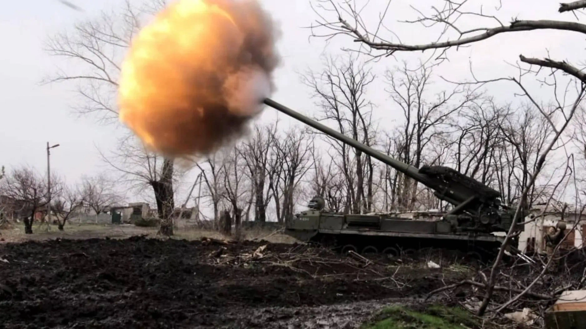 Военная техника. Обложка © Telegram /  «Минобороны России» 