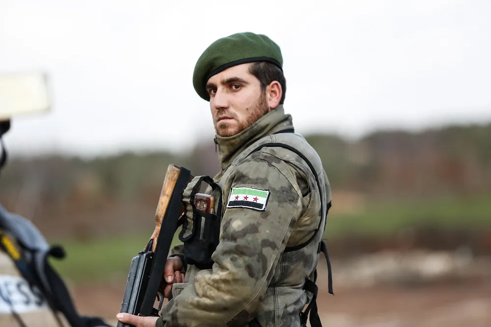 Сирийский военный. Обложка © Shutterstock / FOTODOM / 4.murat