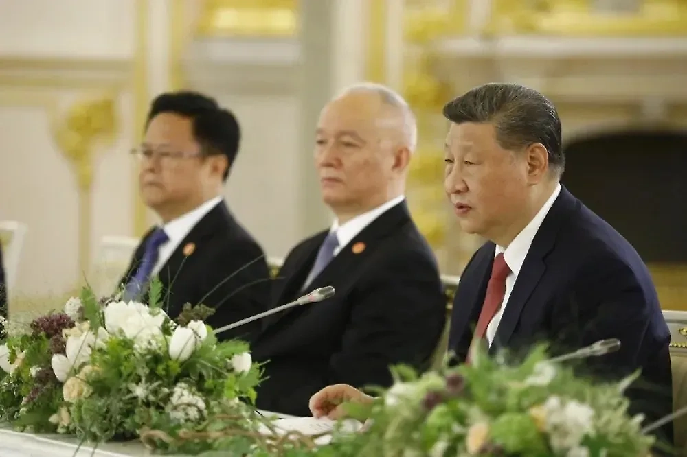 Си Цзиньпин. Обложка © Life.ru