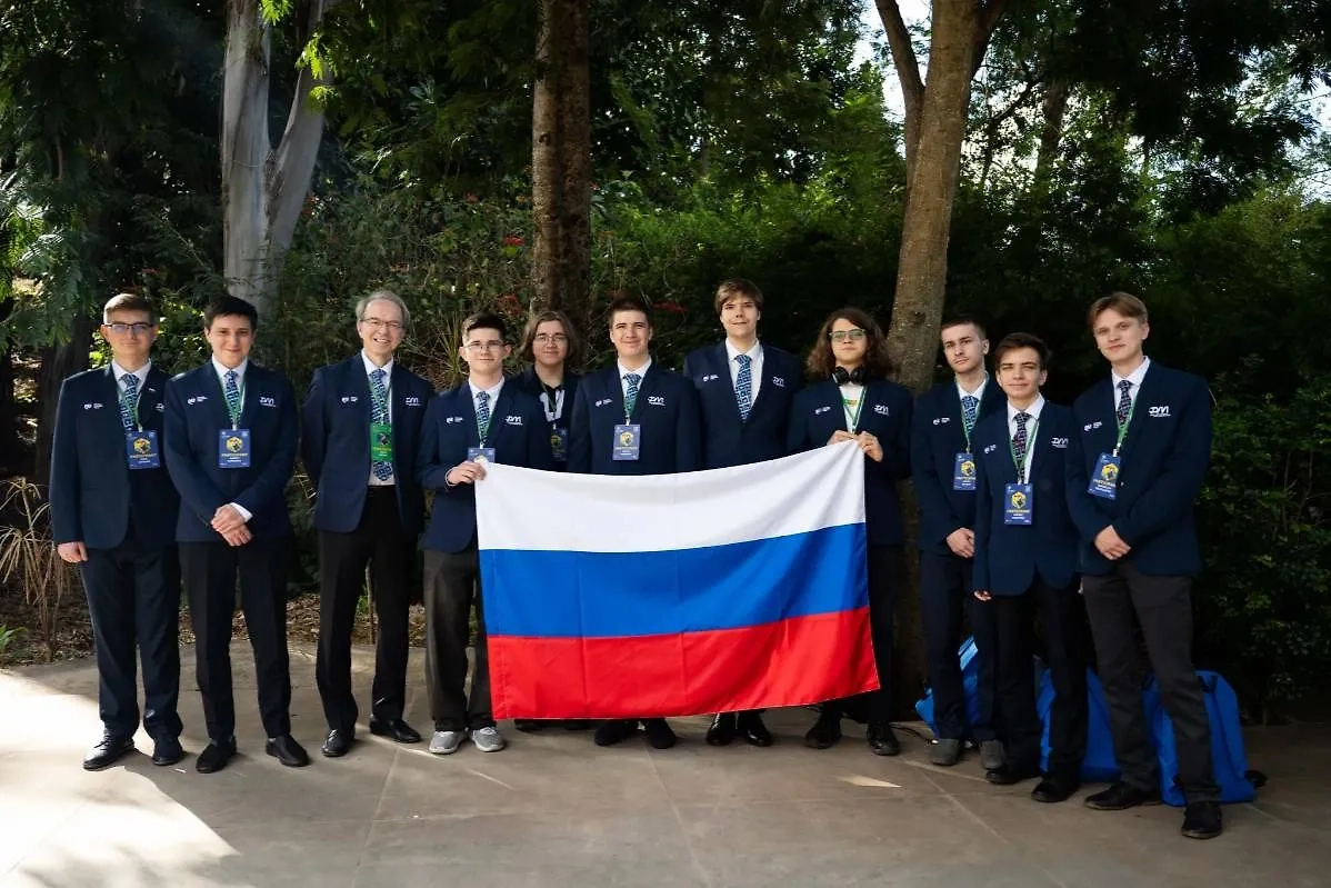 Российские участники олимпиады. © Facebook (соцсеть запрещена в РФ; принадлежит корпорации Meta, которая признана в РФ экстремистской) / International Mendeleev chemistry olympiad