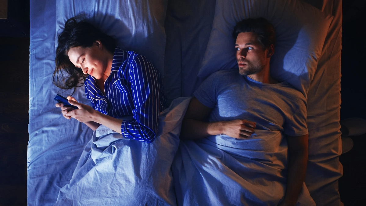 Какие женские имена связаны с супружеской неверностью по статистике. Обложка © Shutterstock / FOTODOM / Gorodenkoff