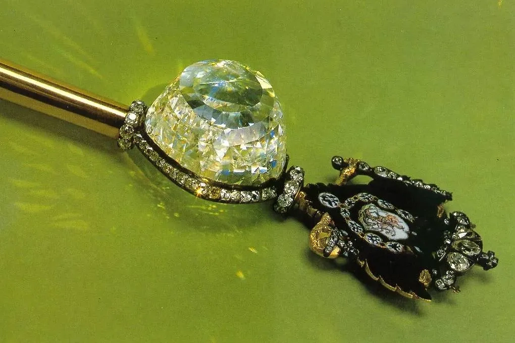 Скипетр Екатерины Великой был изготовлен в момент наивысшего расцвета Российской империи. Фото © Wikipedia / Elkan Wijnberg