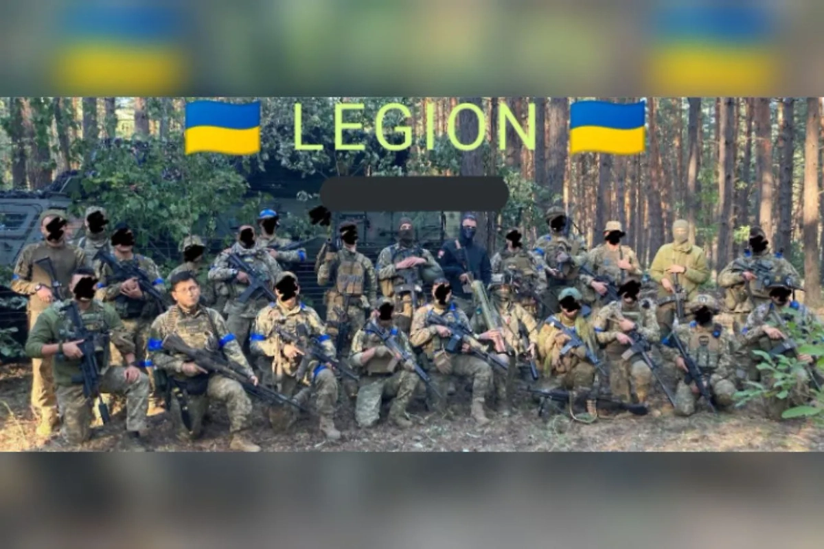 Рэн Такеда и другие «волкодавы». Фото © livedoor