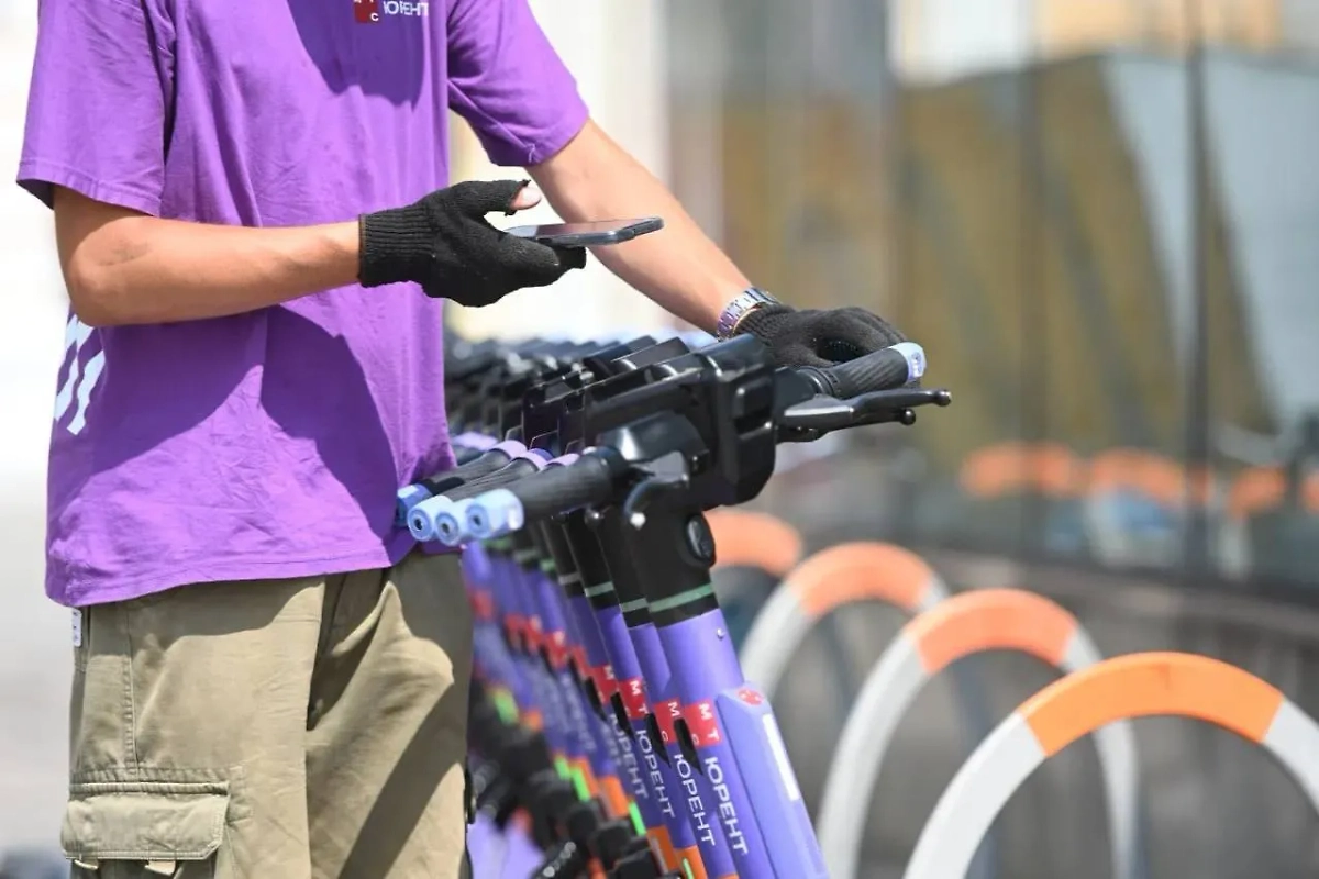 Самокат. Обложка © Life.ru