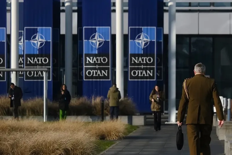 НАТО планирует изменить военную доктрину. Обложка © Shutterstock / FOTODOM / Alexandros Michailidis