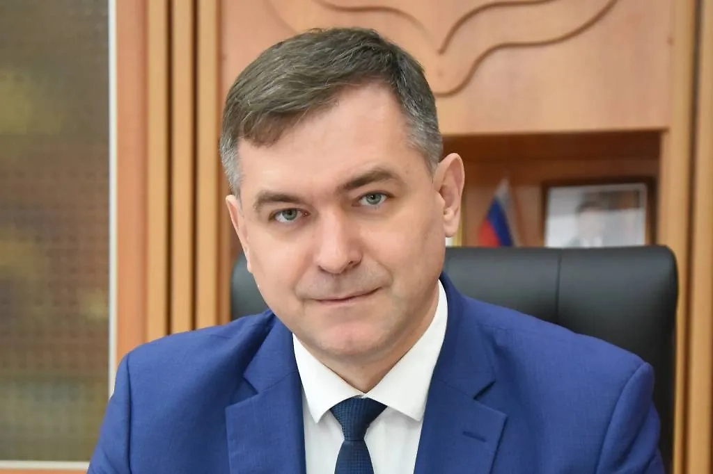 Юрий Лысенко. Обложка © Администрация Новочеркасска