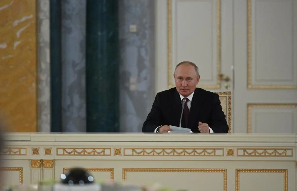 Владимир Путин. Обложка © Life.ru