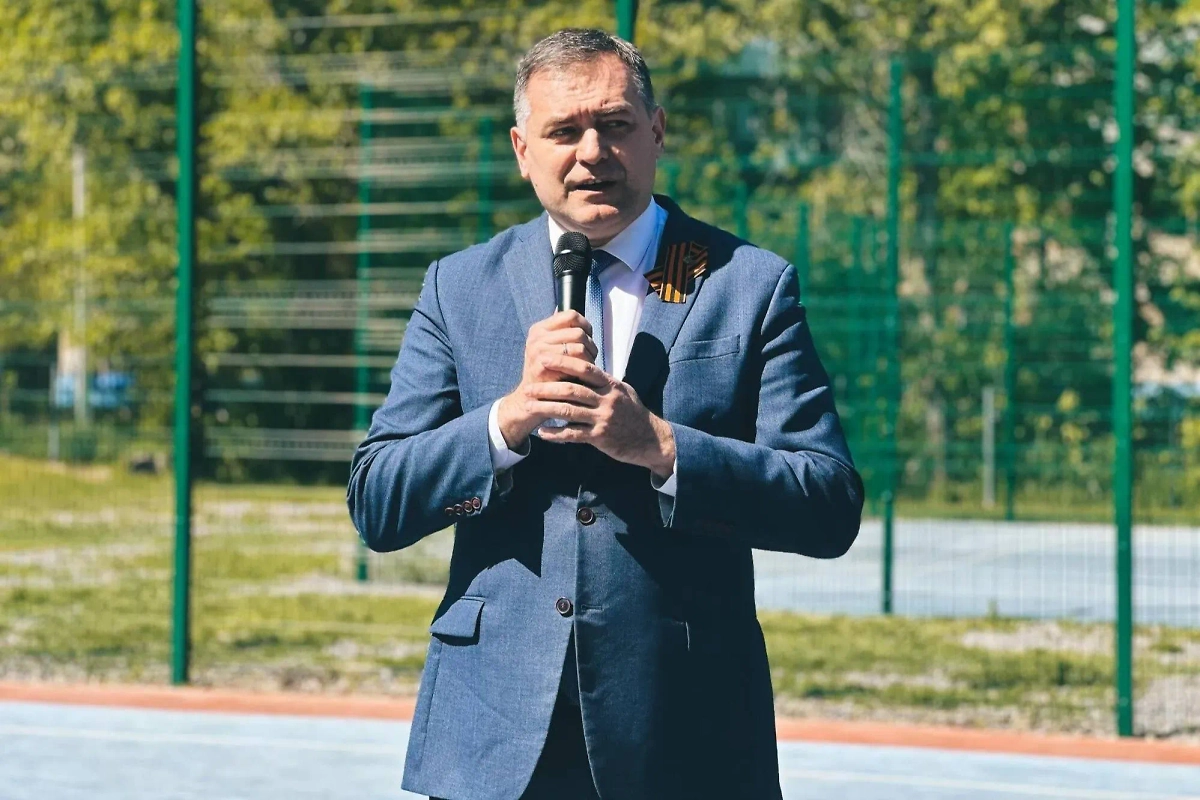 Юрий Лысенко. Обложка © Администрация Новочеркасска