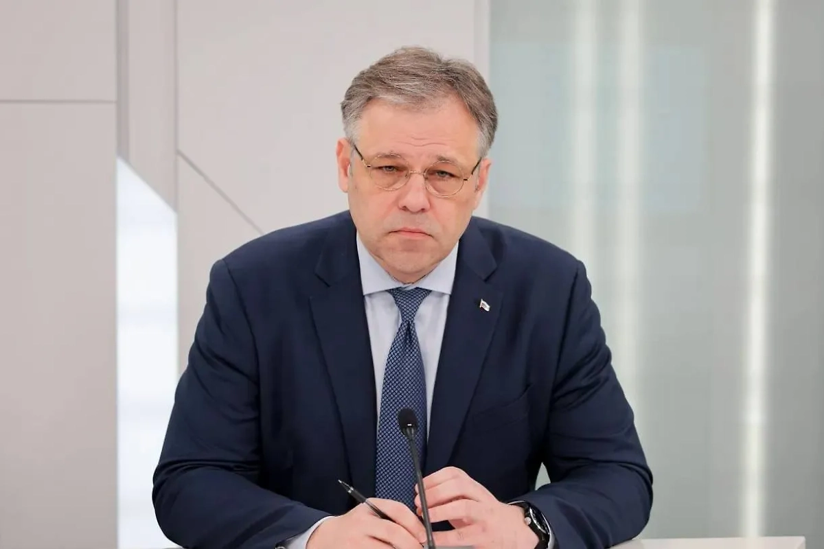 Родион Мирошник. Обложка © Telegram / МИД России