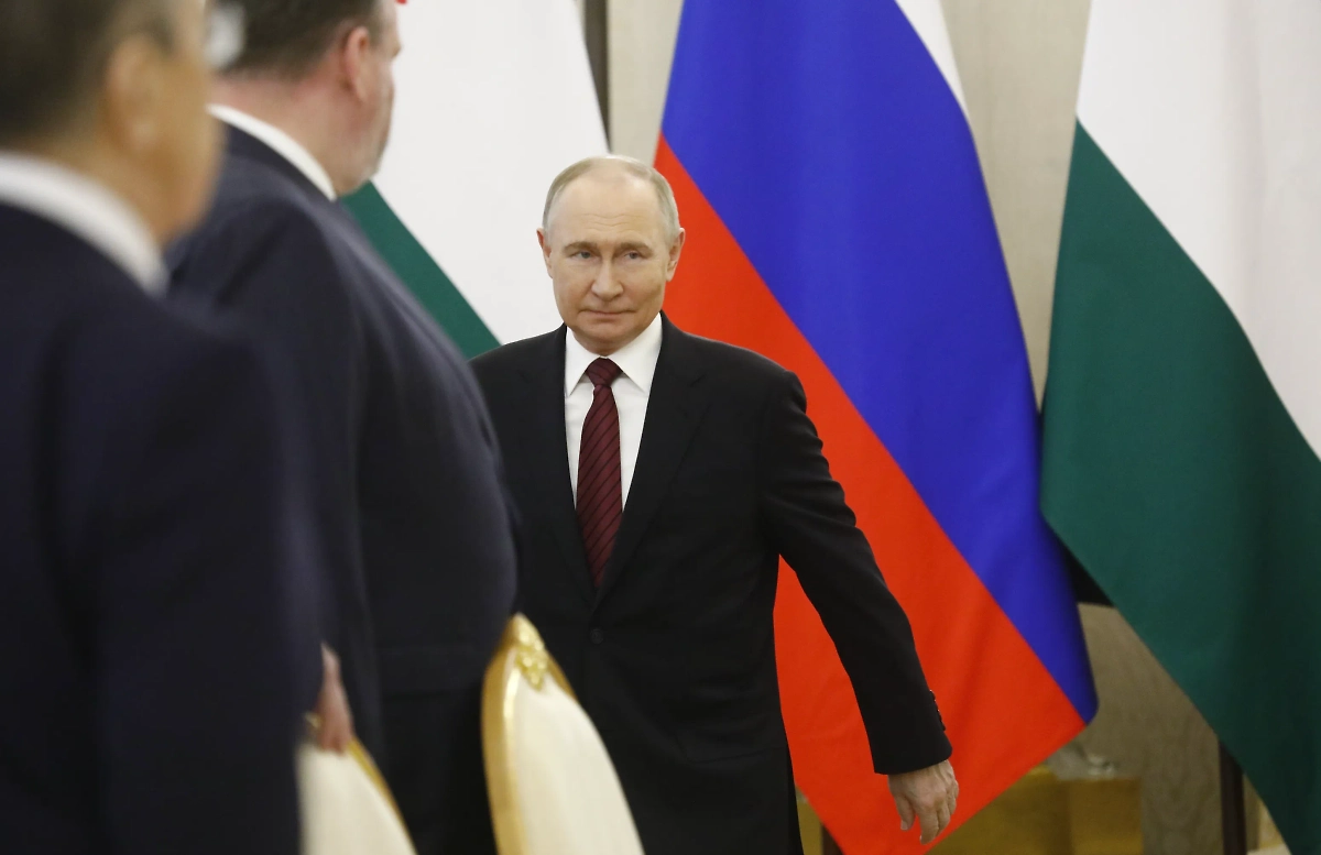 Владимир Путин. Обложка © Life.ru