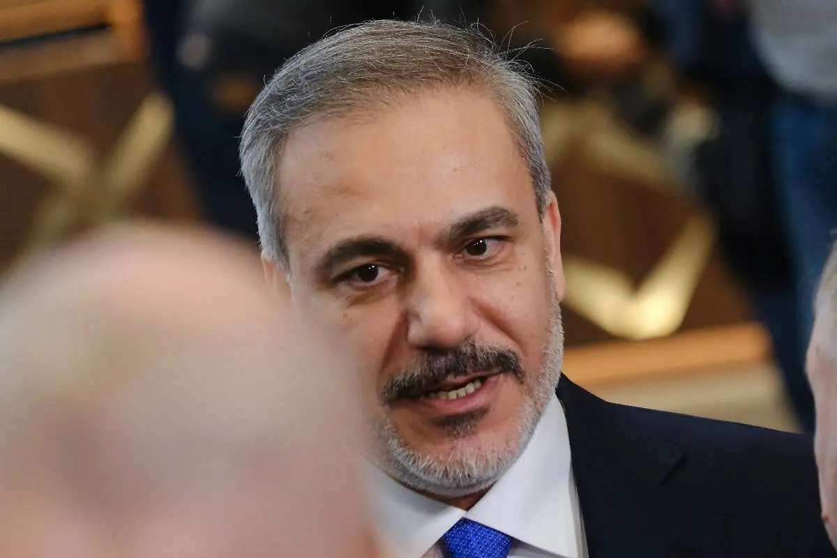 Хакан Фидан. Обложка © Shutterstock / FOTODOM / Alexandros Michailidis