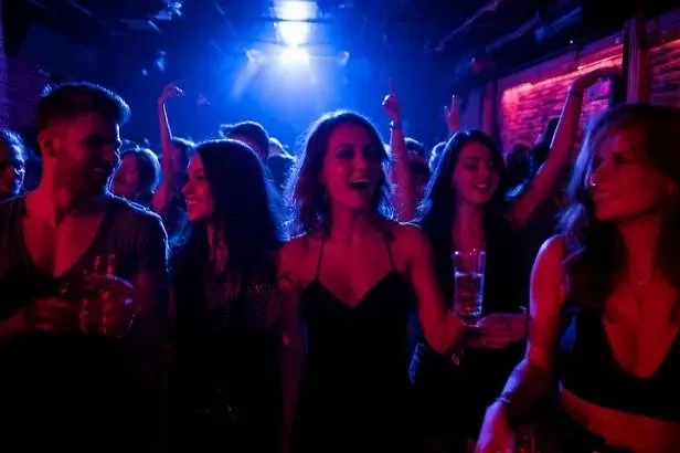 Обложка © Шедеврум / Life.ru