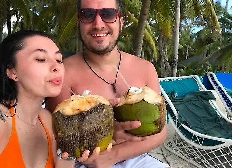 Ева Карицкая и Паша Техник. Фото © Instagram (признан экстремистской организацией и запрещён на территории Российской Федерации) / eva_karitskaya