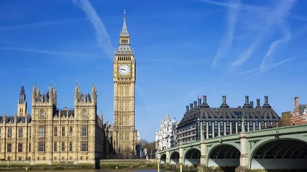 Великобритания. Обложка © Freepik / vwalakte