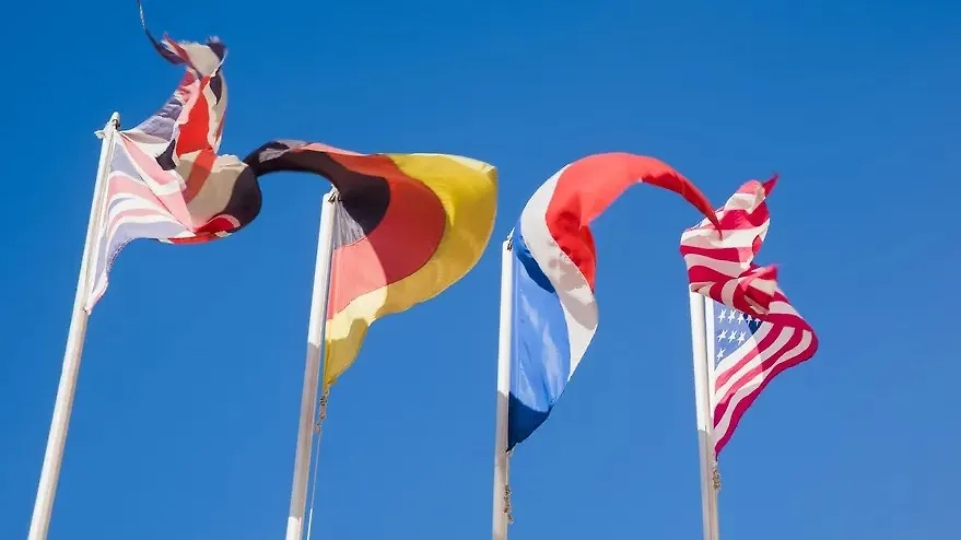 Обложка © Shutterstock / FOTODOM / maradon333