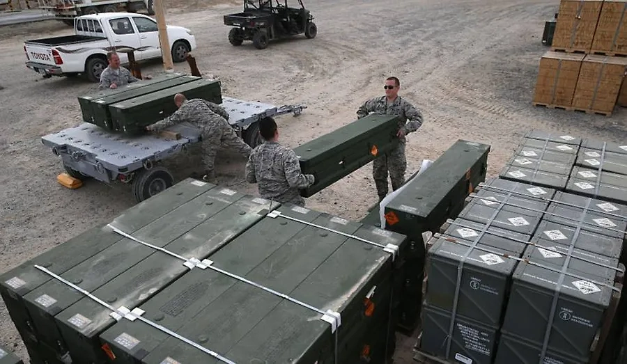 Западные ракеты. Обложка © Getty Images / John Moore