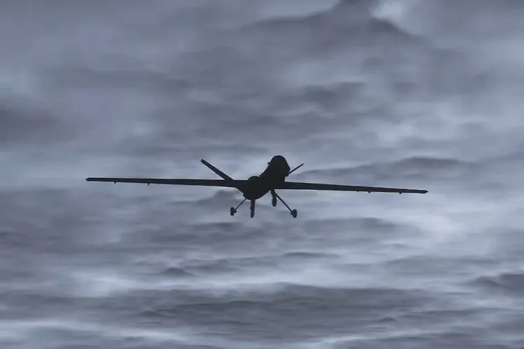 Обложка © Shutterstock / FOTODOM / isoprotonic