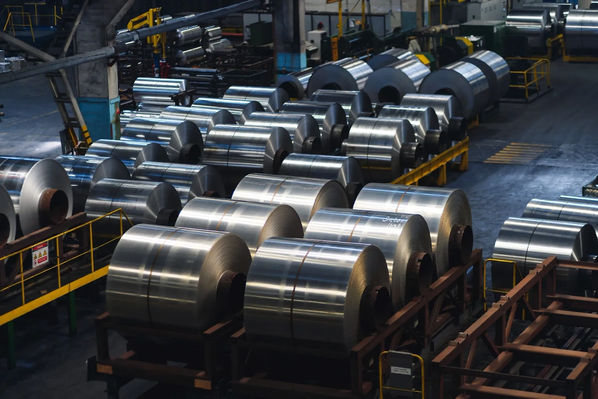 Алюминиевое производство в России. Обложка © Пресс-служба «Русал»