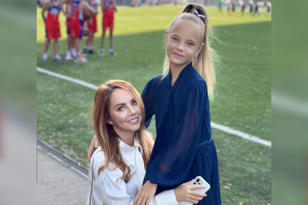 Обложка © Instagram (признан экстремистской организацией и запрещён на территории Российской Федерации)/ maksimartist