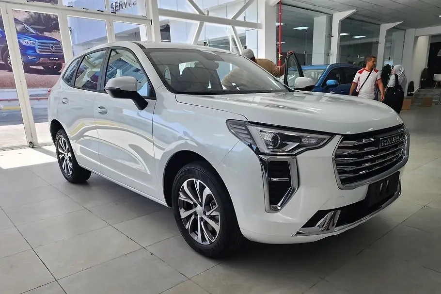 Китайское авто. Обложка © Shutterstock / FOTODOM / Sami_DZ