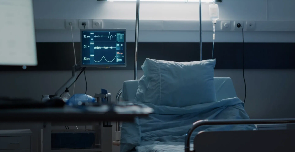 Обложка © freepik/ DC Studio