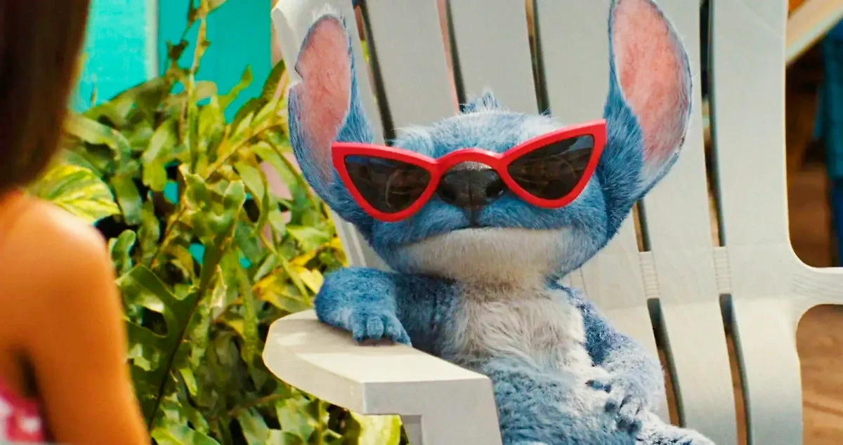 Забавный инопланетянин Стич, покоривший сердца зрителей, возвращается. Обложка © Кадр из фильма «Лило и Стич», режиссёр Дин Флейшер-Кэмп, сценарист Chris Kekaniokalani Bright и др. / Kinopoisk