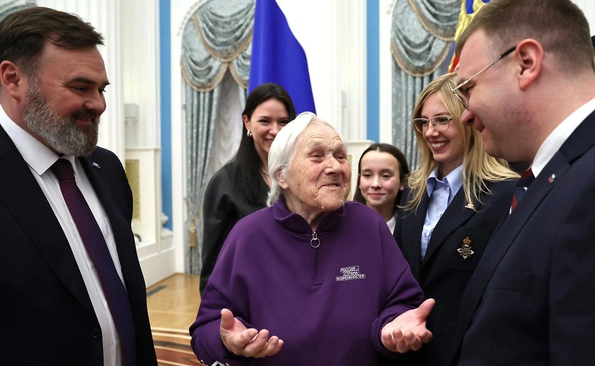 На заседании наблюдательного совета АНО «Россия — страна возможностей». Фото © kremlin